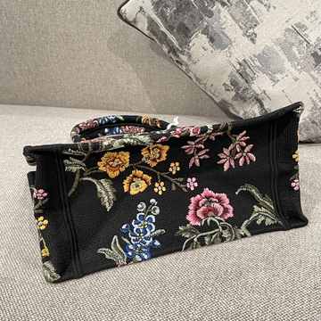 Dior CD 26cm Blooming Flowers Black